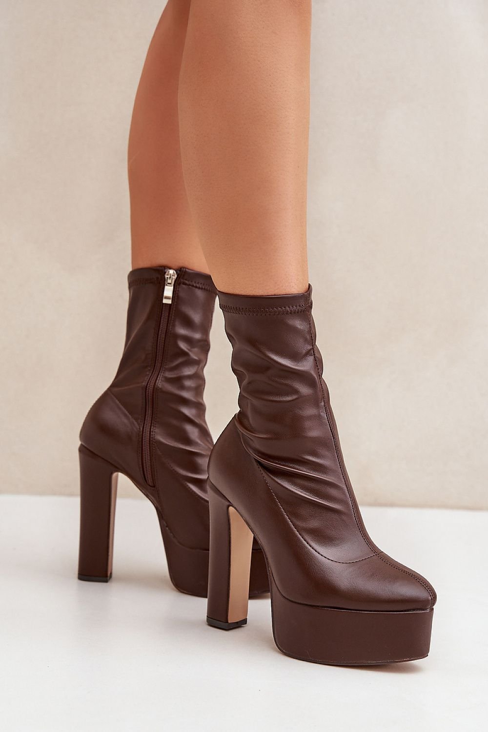 Stiefeletten mit Absatz Step in style