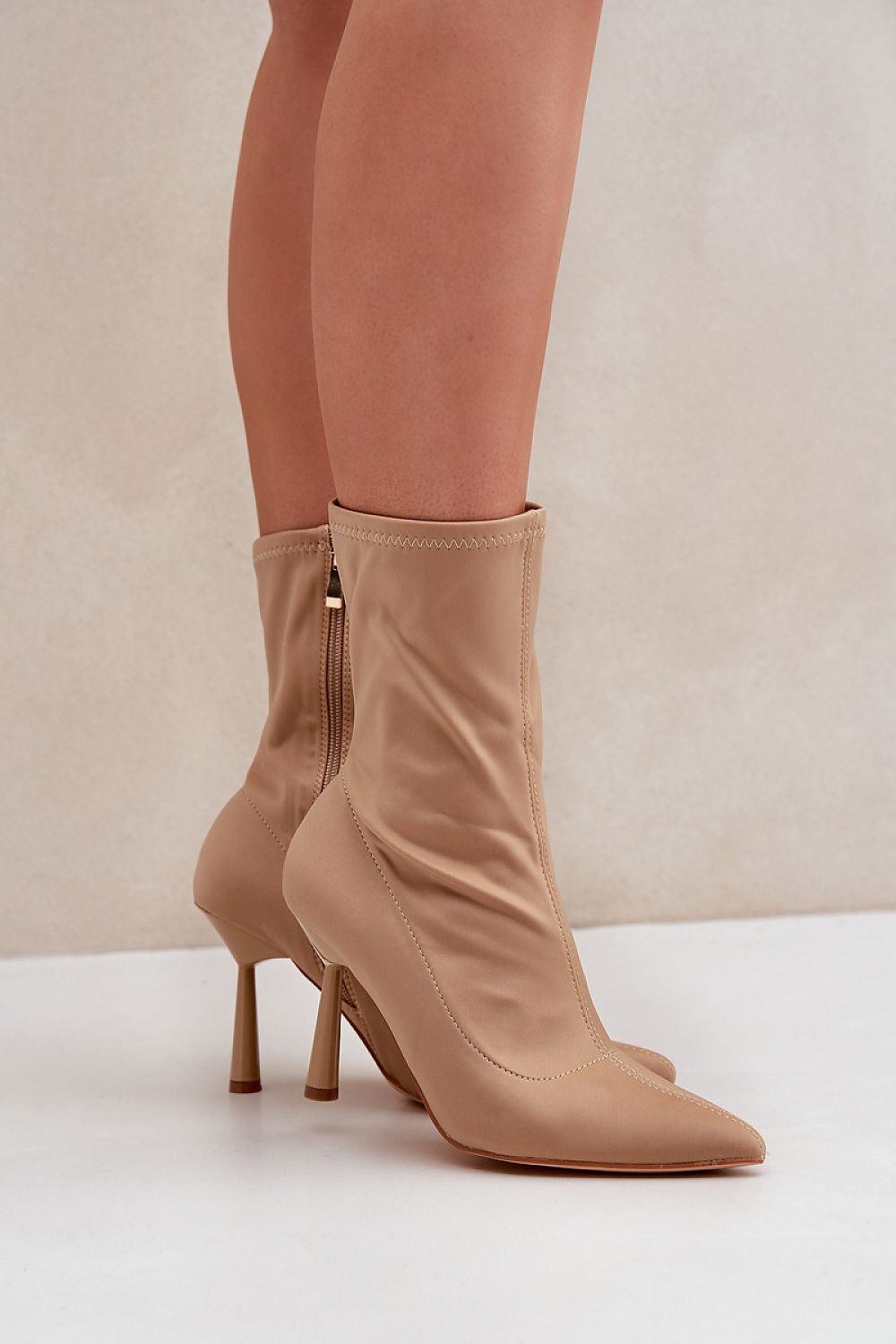 Stiefeletten mit Absatz Step in style