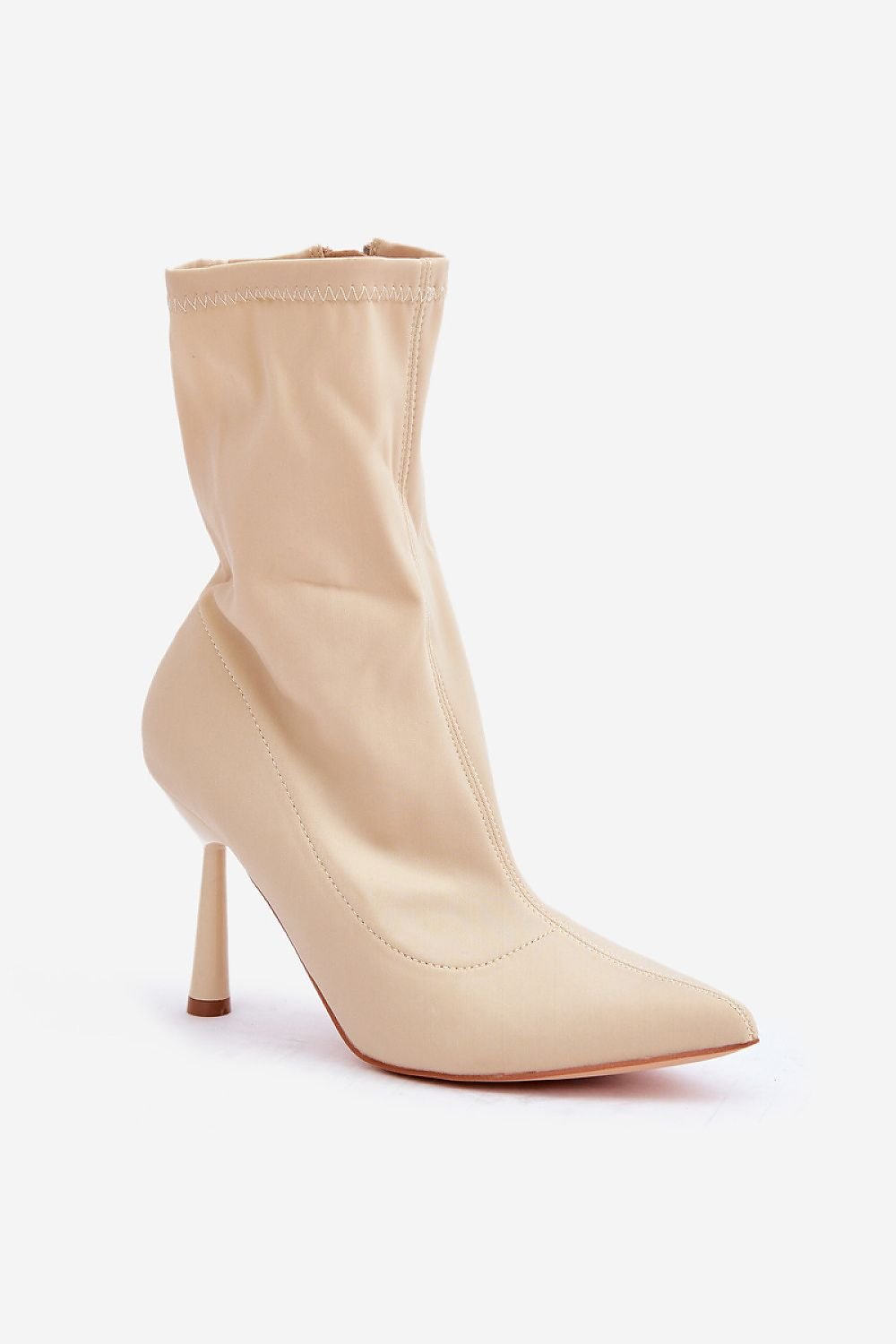 Stiefeletten mit Absatz Step in style