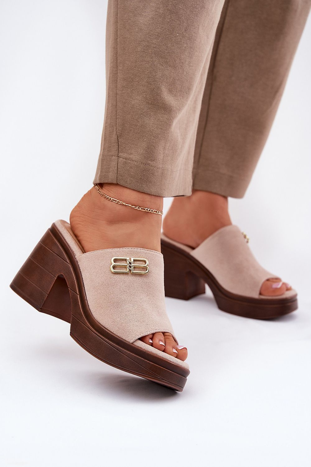 Pantoletten model 213038 Step in style