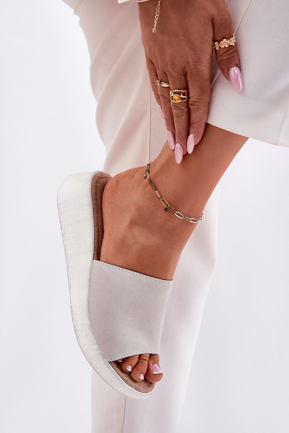Pantoletten model 213043 Step in style
