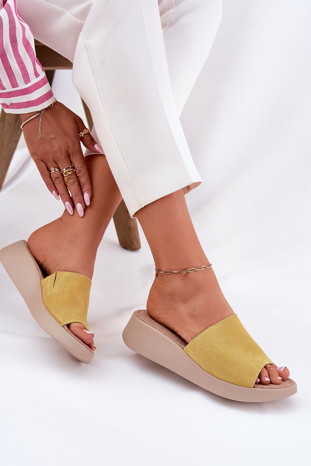 Pantoletten model 213044 Step in style