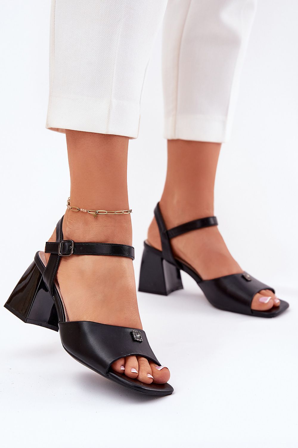 Sandalen mit Absatz model 213186 Step in style