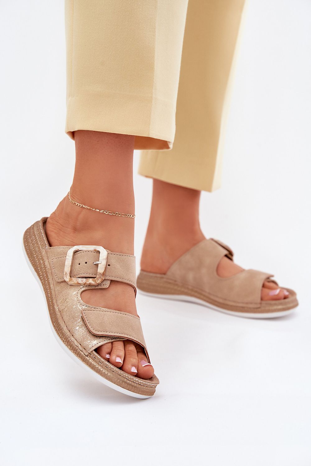 Pantoletten model 214738 Step in style