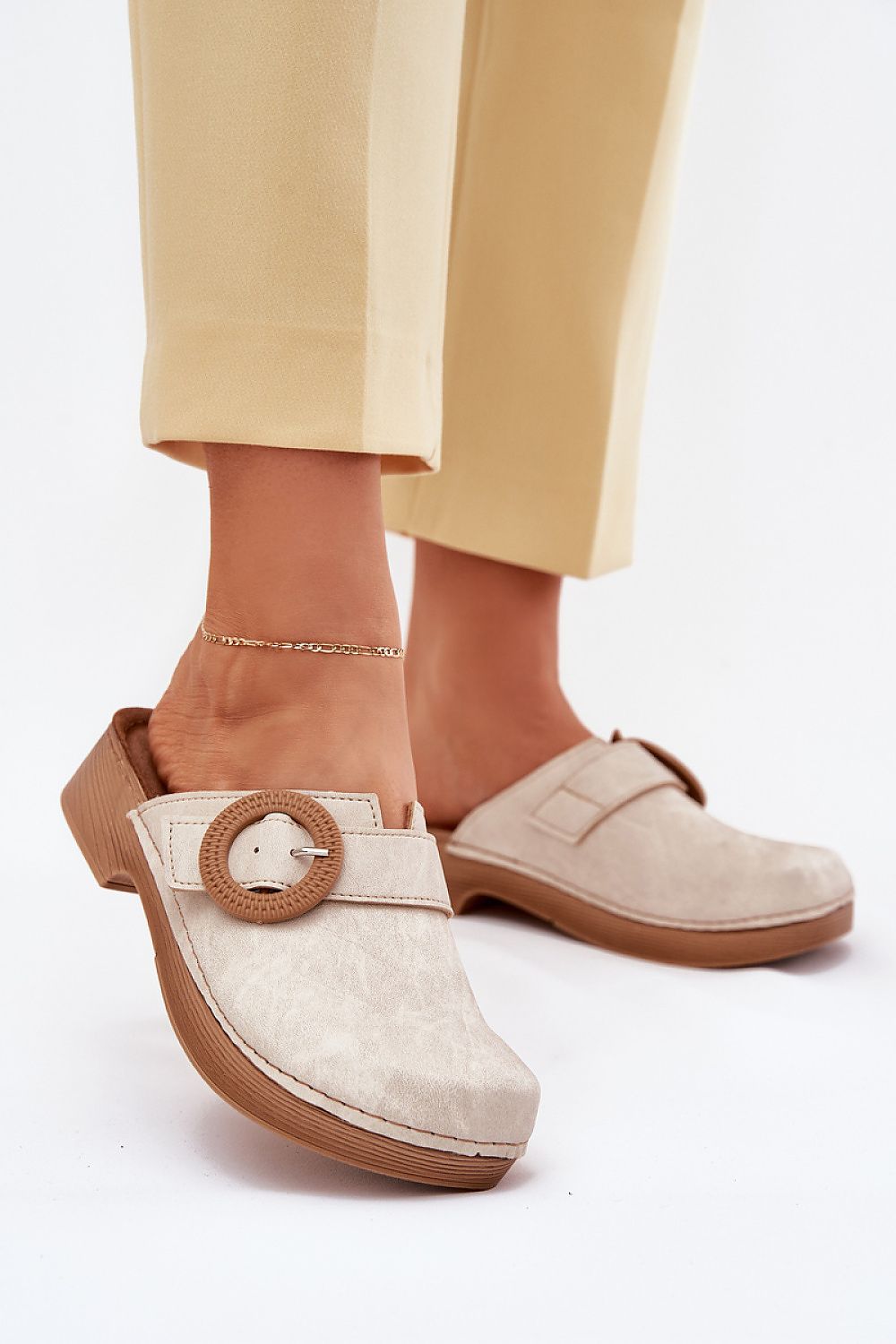 Pantoletten model 214751 Step in style