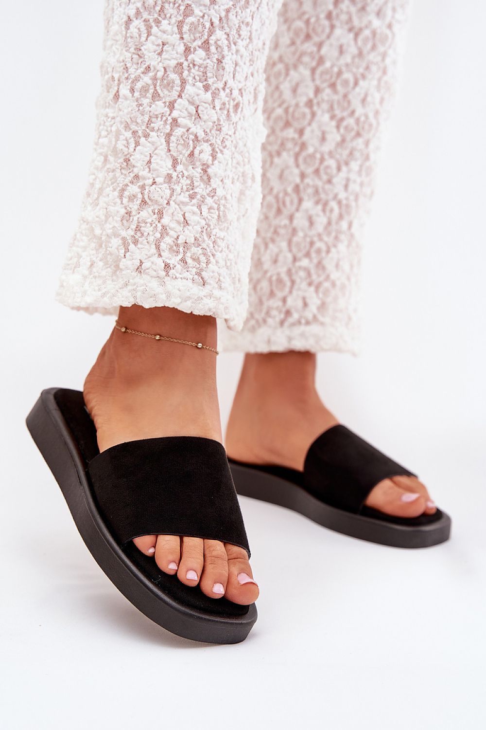 Pantoletten model 215738 Step in style