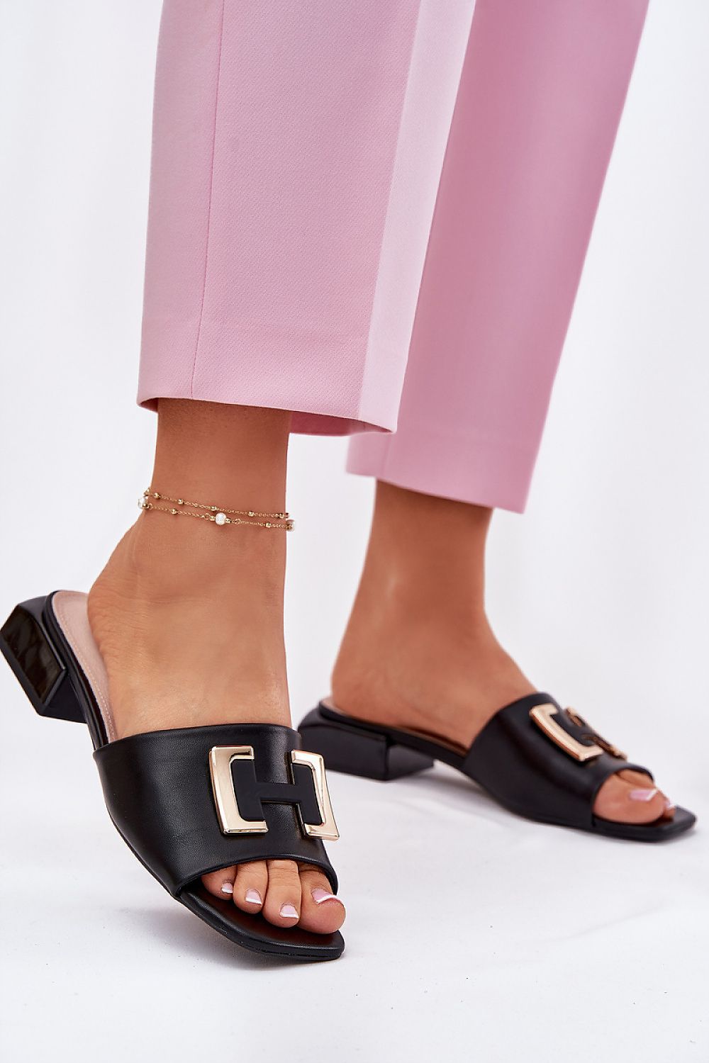 Pantoletten model 215983 Step in style