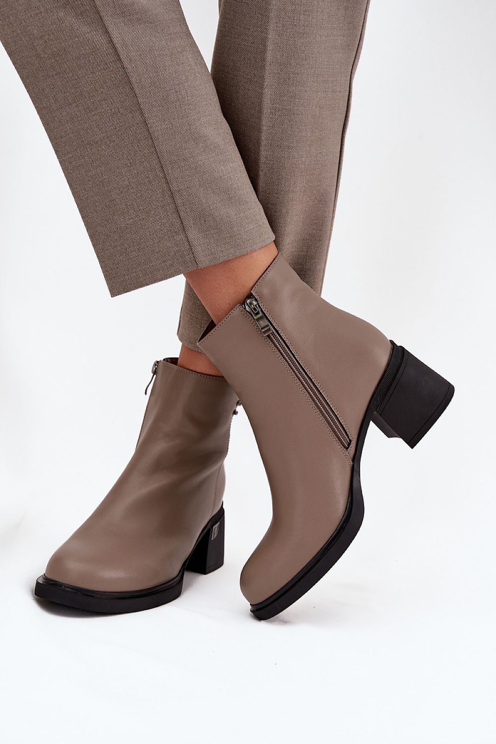 Stiefeletten mit Absatz model 217494 Step in style