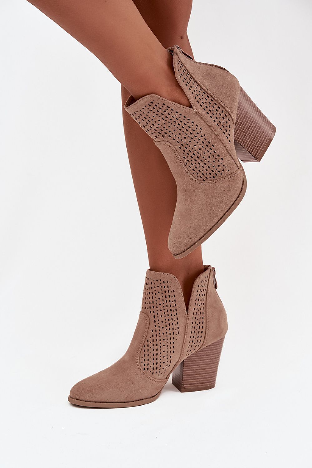 Stiefeletten mit Absatz model 218727 Step in style