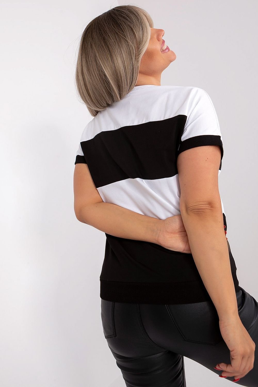 Plus-Size Bluse Relevance