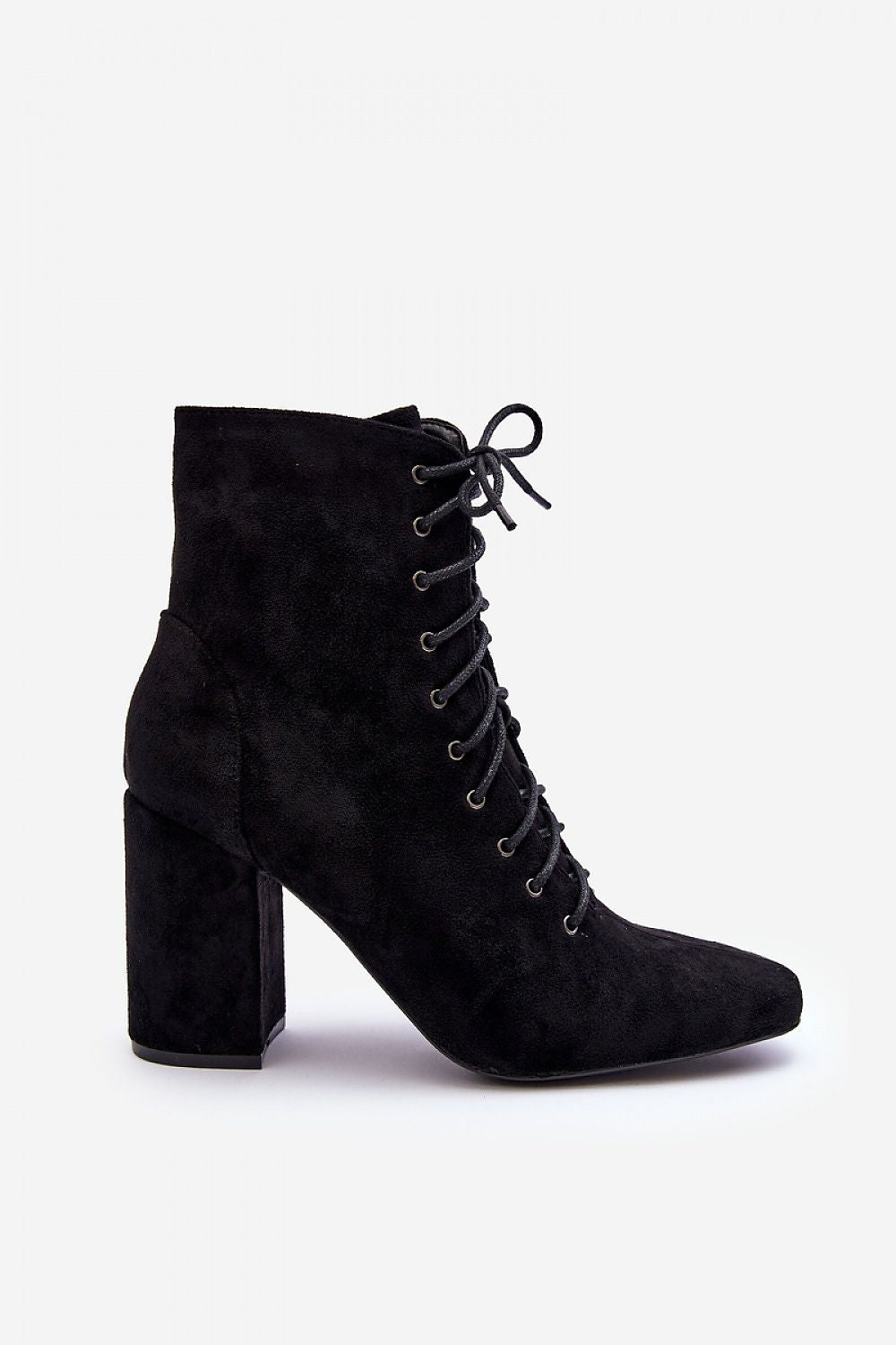 Stiefeletten mit Absatz Step in style