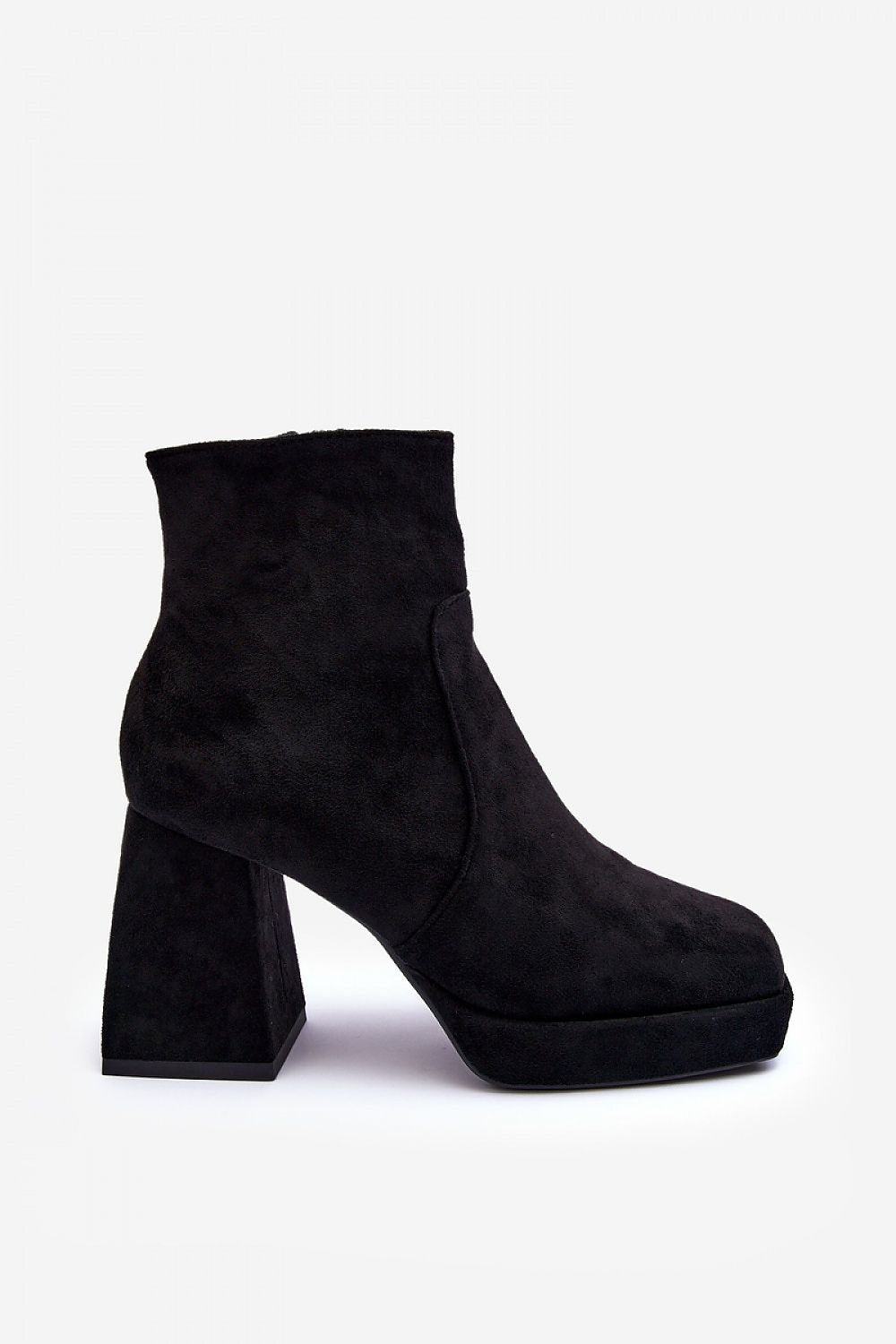Stiefeletten mit Absatz Step in style