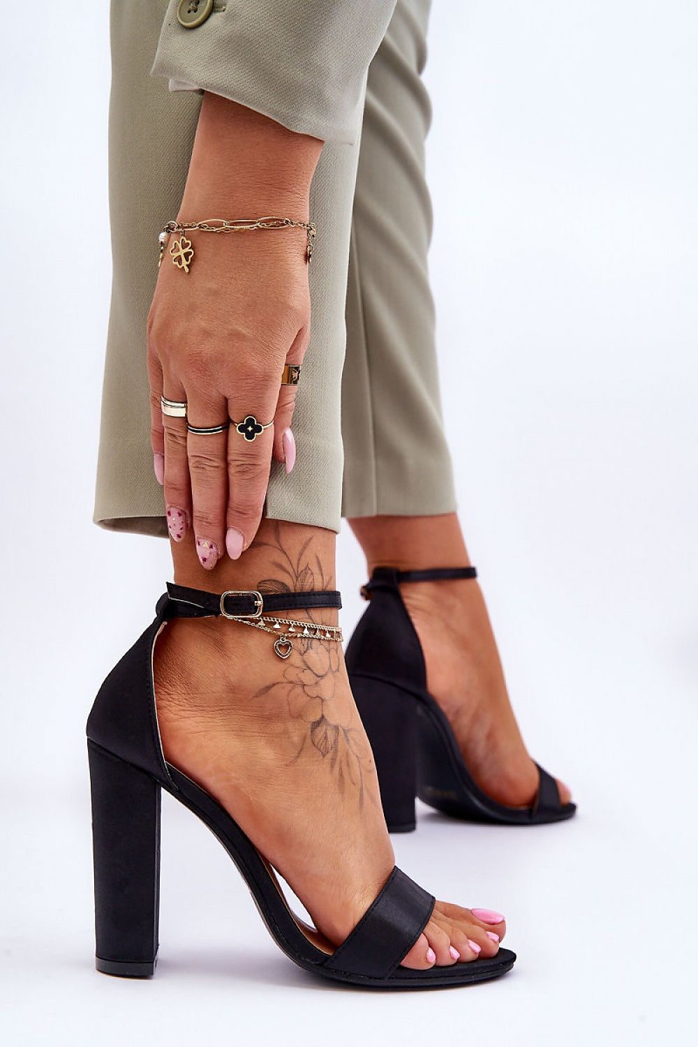 Sandalen mit Absatz Step in style