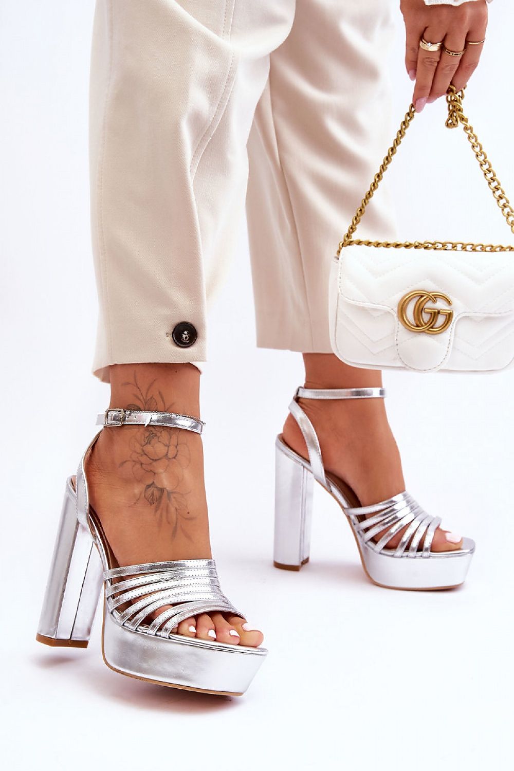 Sandalen mit Absatz Step in style