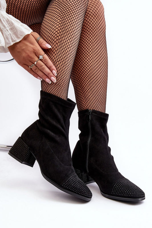 Stiefeletten mit Absatz Step in style