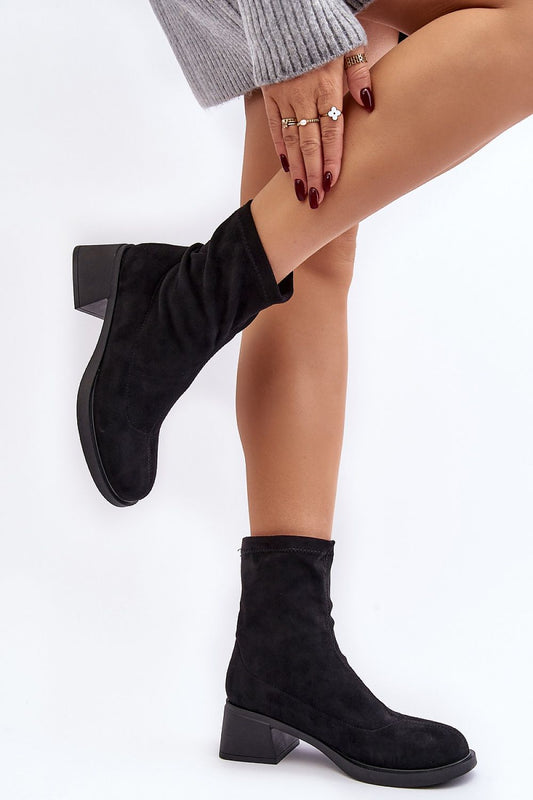Stiefeletten mit Absatz Step in style