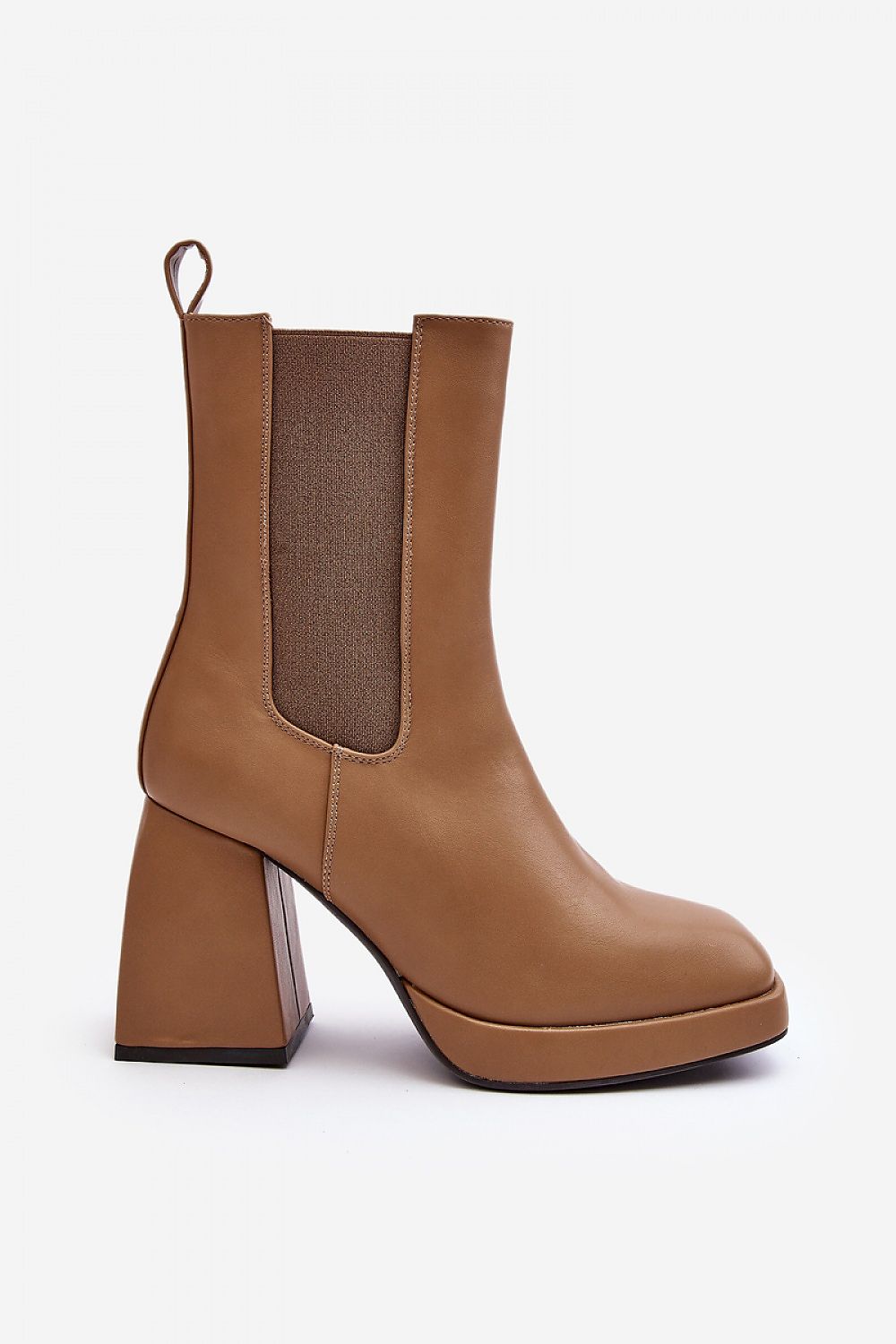 Stiefeletten mit Absatz Step in style