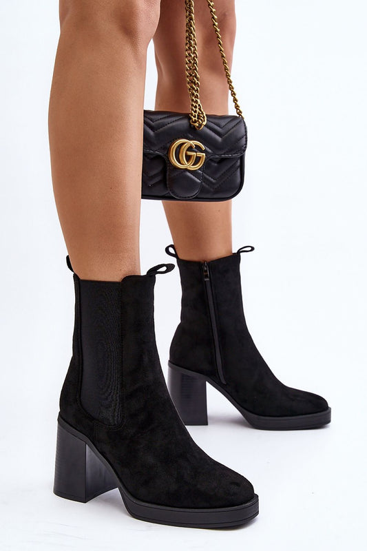 Stiefeletten mit Absatz Step in style
