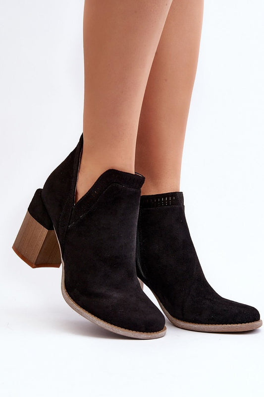 Stiefeletten mit Absatz Step in style