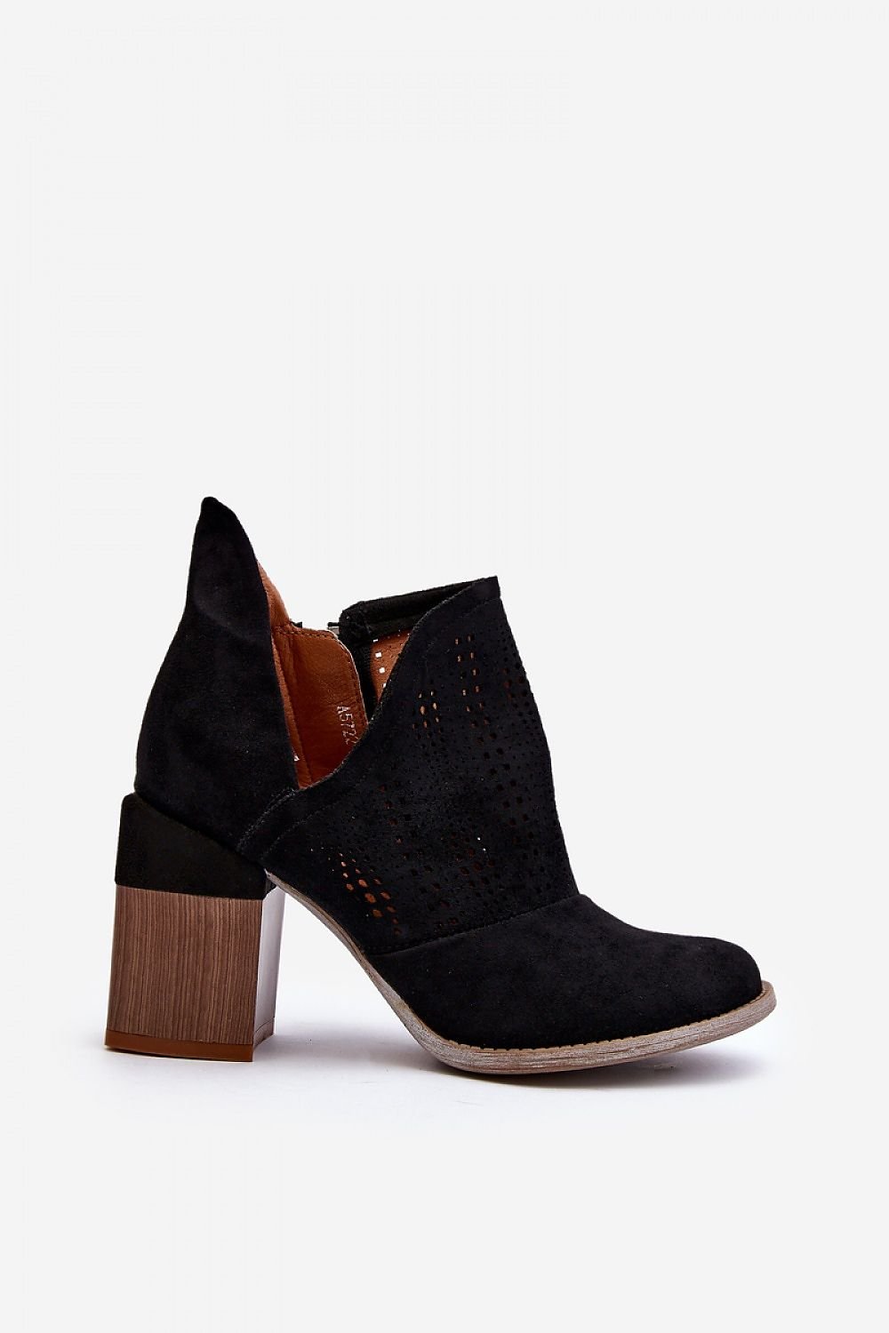 Stiefeletten mit Absatz Step in style