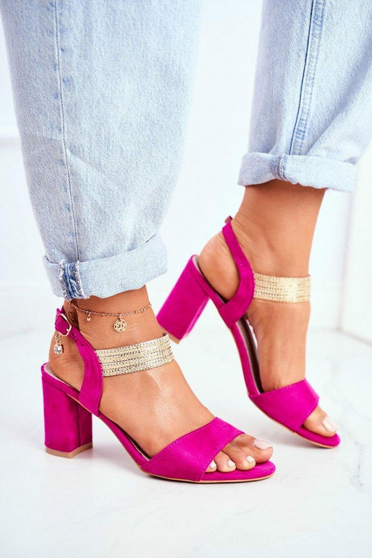 Sandalen mit Absatz Step in style