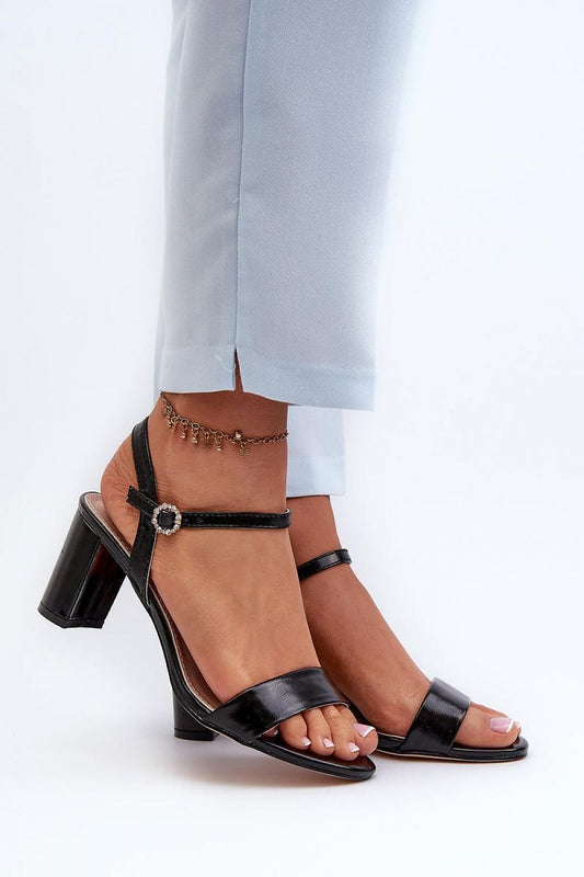 Sandalen mit Absatz Step in style