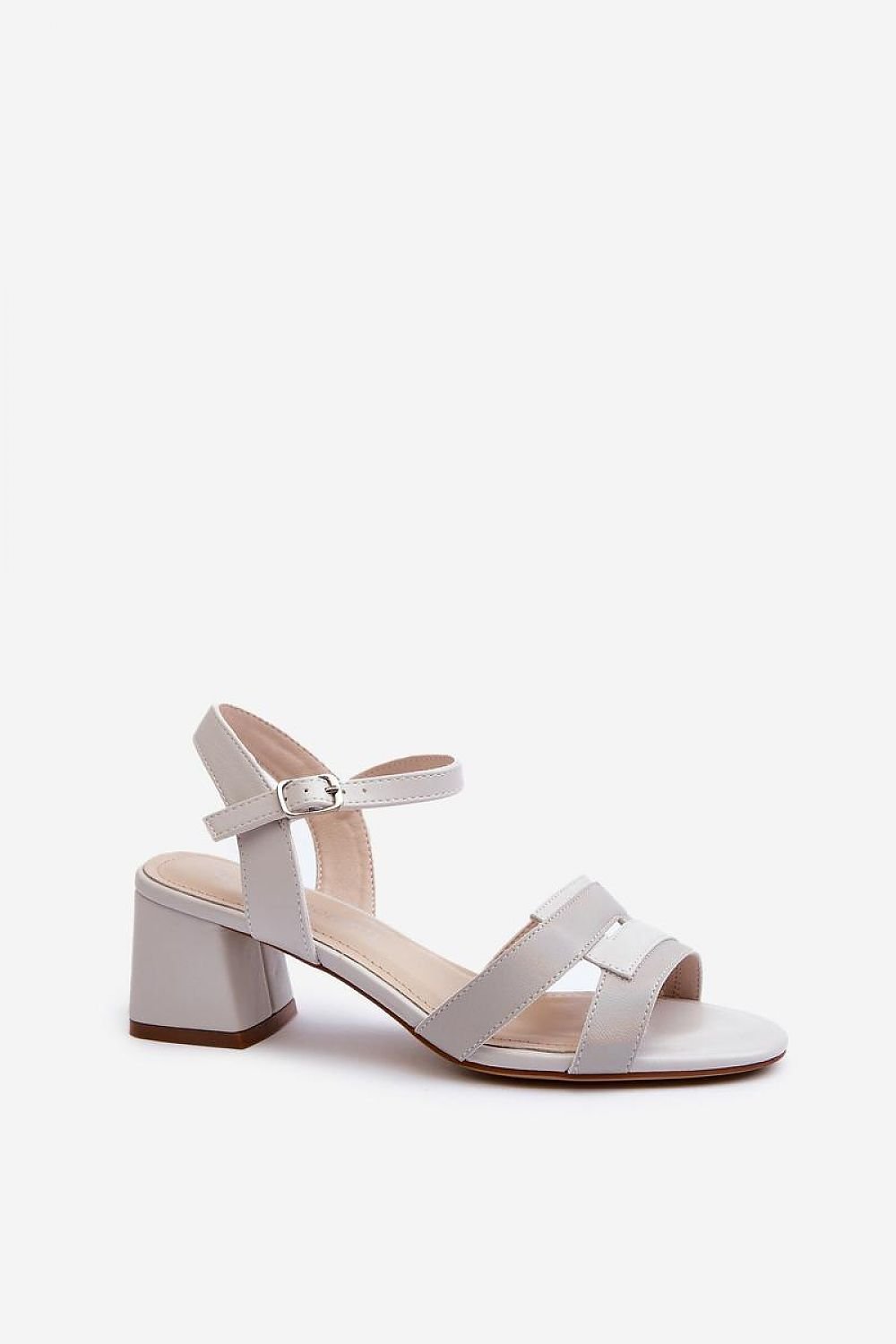 Sandalen mit Absatz Step in style