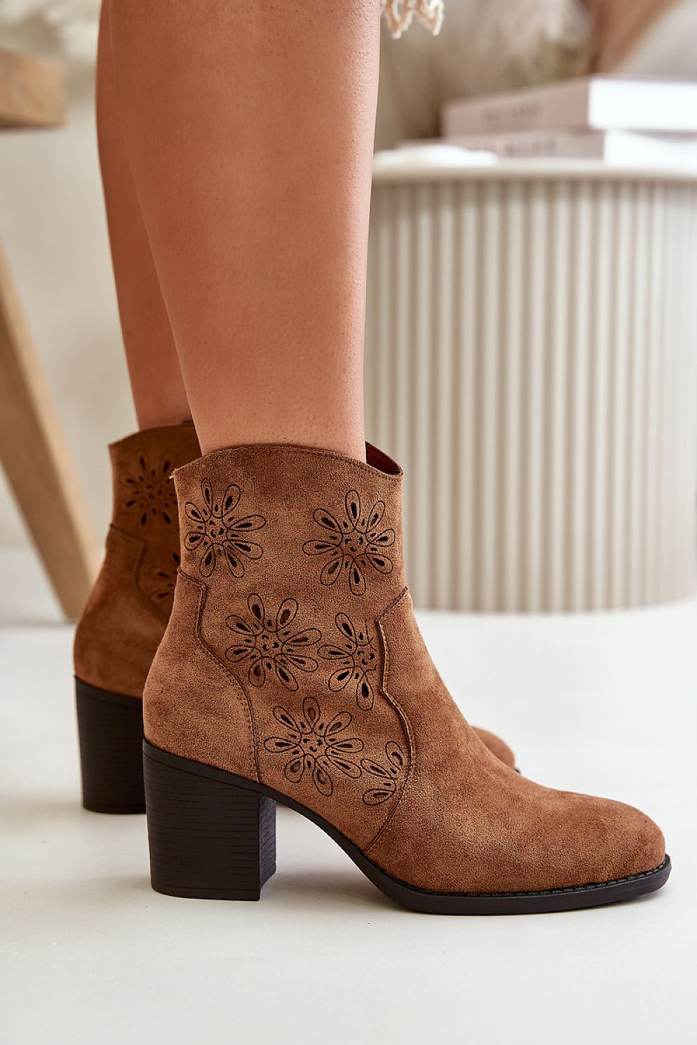 Stiefeletten mit Absatz Step in style