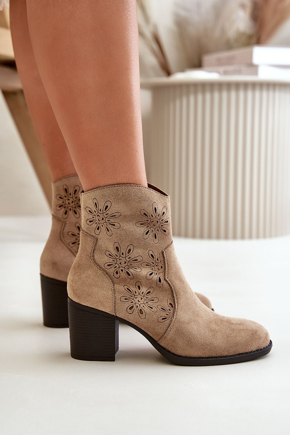 Stiefeletten mit Absatz Step in style