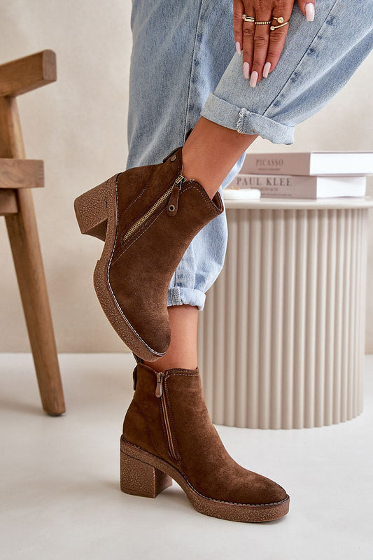 Stiefeletten mit Absatz Step in style