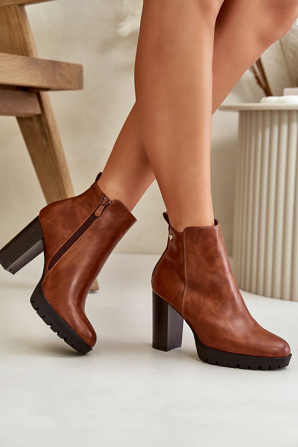 Stiefeletten mit Absatz Step in style