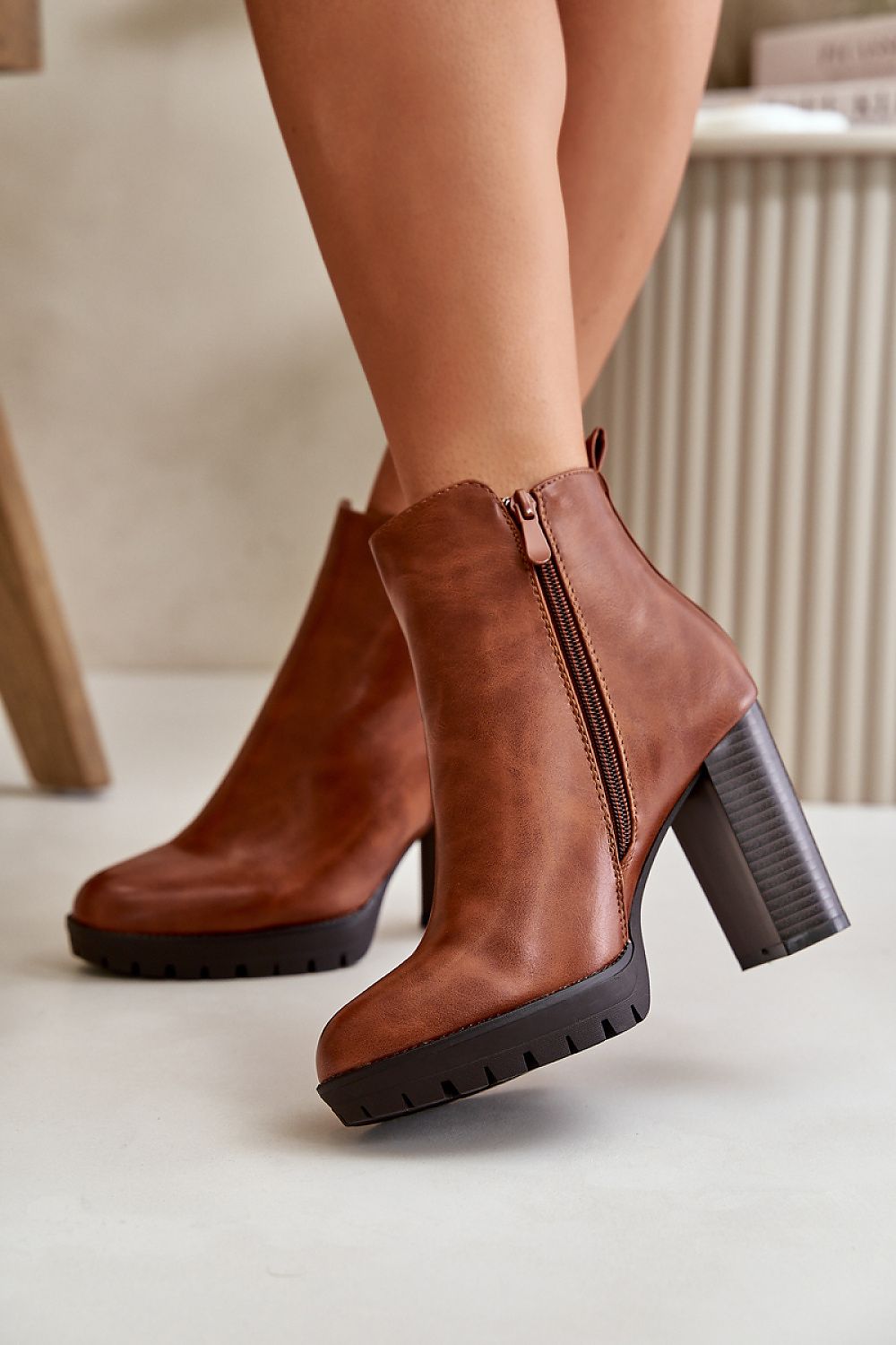 Stiefeletten mit Absatz Step in style