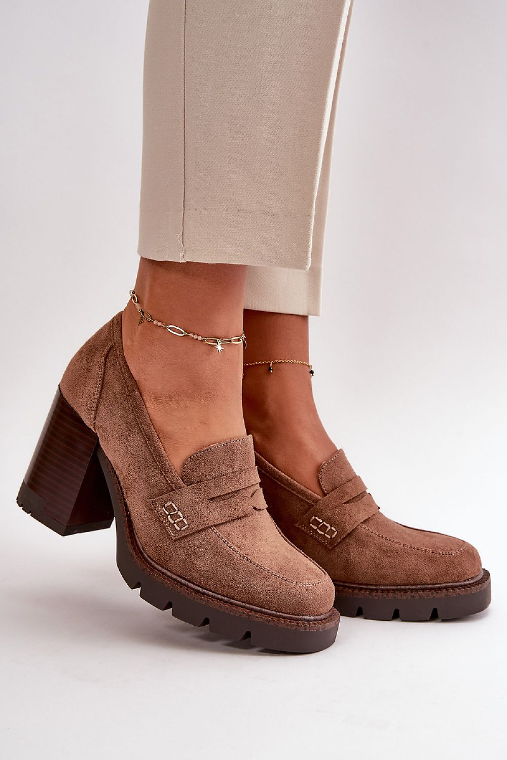 Schuhe mit Absatz Step in style