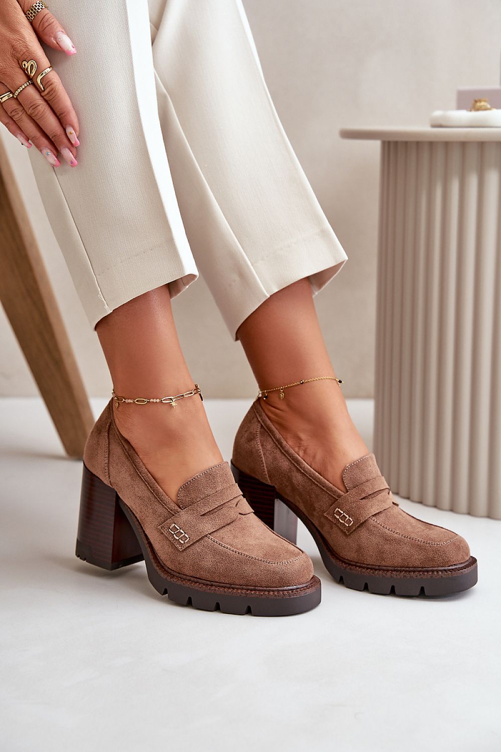 Schuhe mit Absatz Step in style