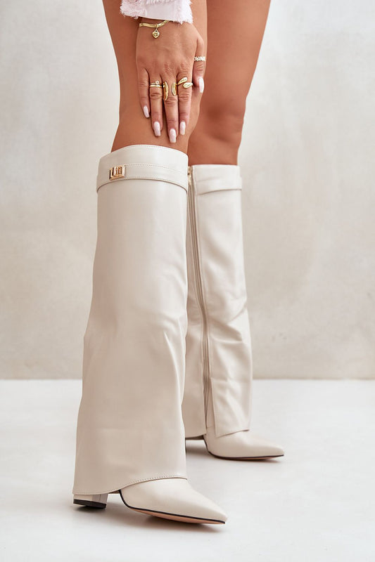 Stiefel mit Absätzen Step in style