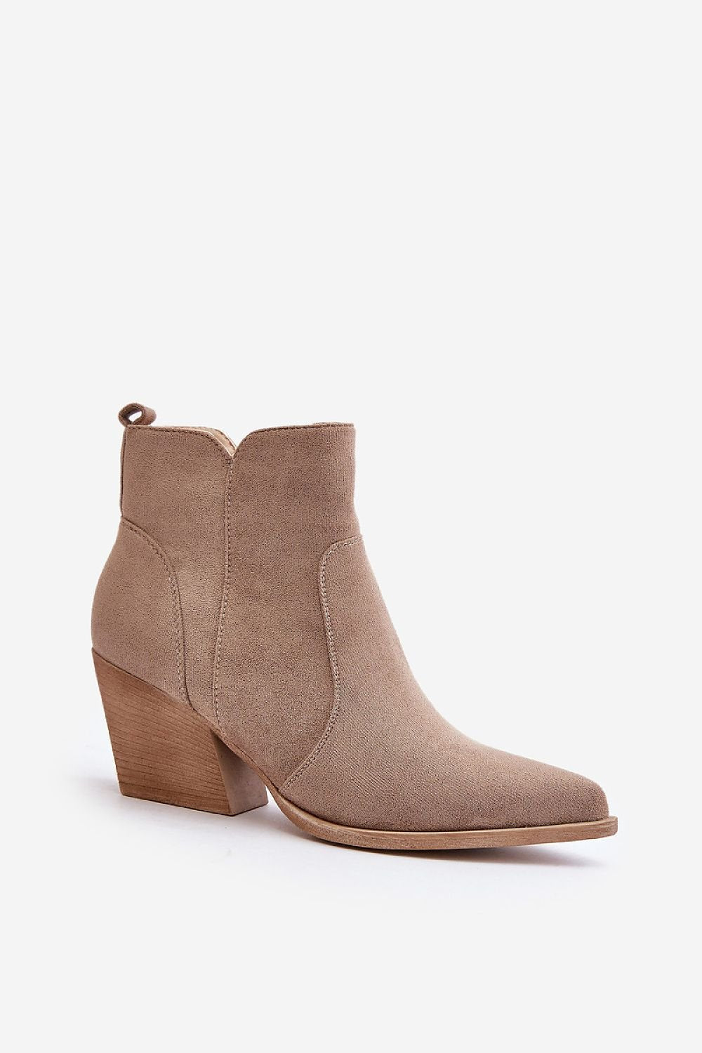 Stiefeletten mit Absatz Step in style