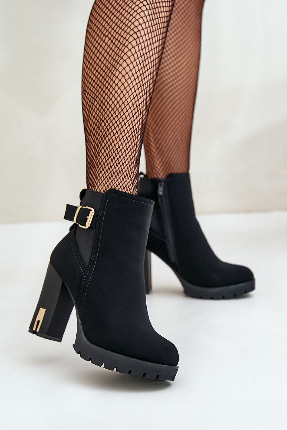 Stiefeletten mit Absatz Step in style