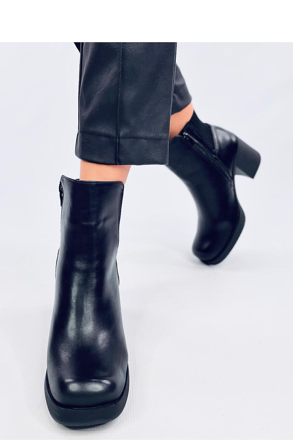 Stiefeletten mit Absatz Inello