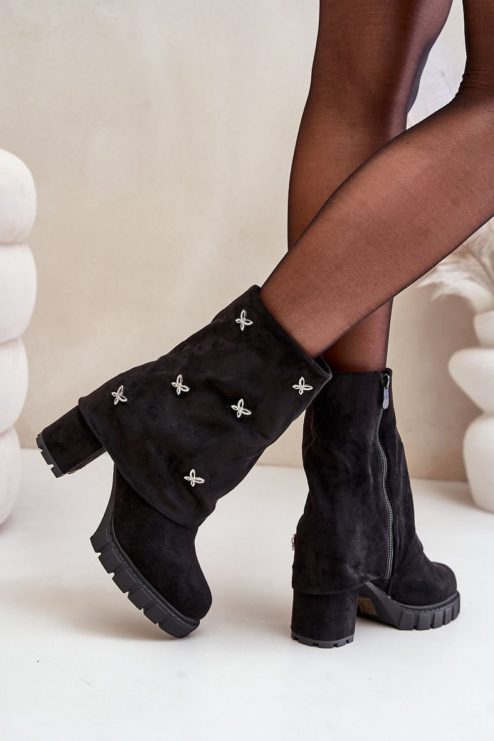 Stiefeletten mit Absatz Step in style