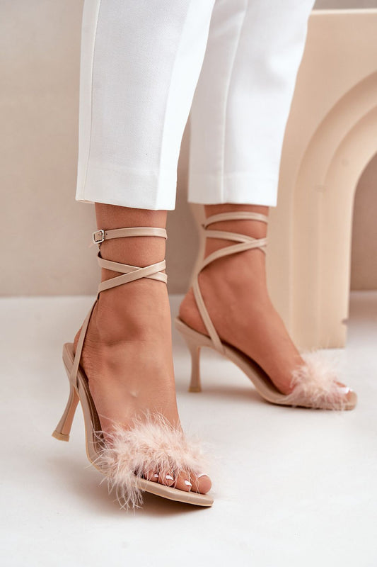 Sandalen mit Absatz Step in style