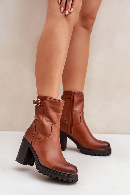 Stiefeletten mit Absatz Step in style