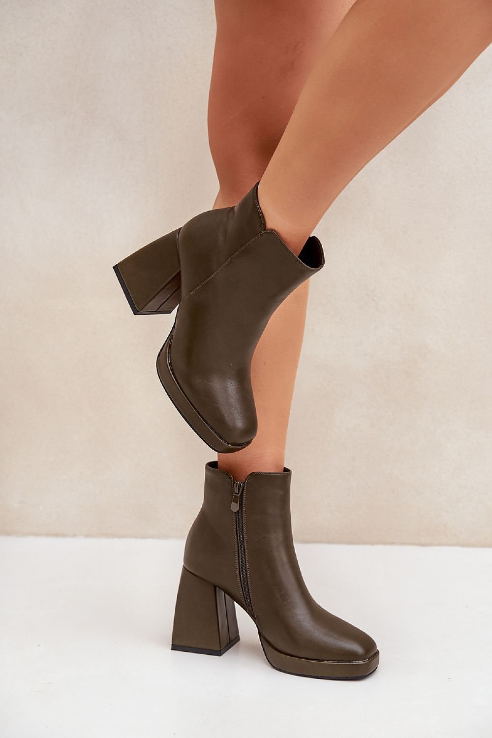 Stiefeletten mit Absatz Step in style