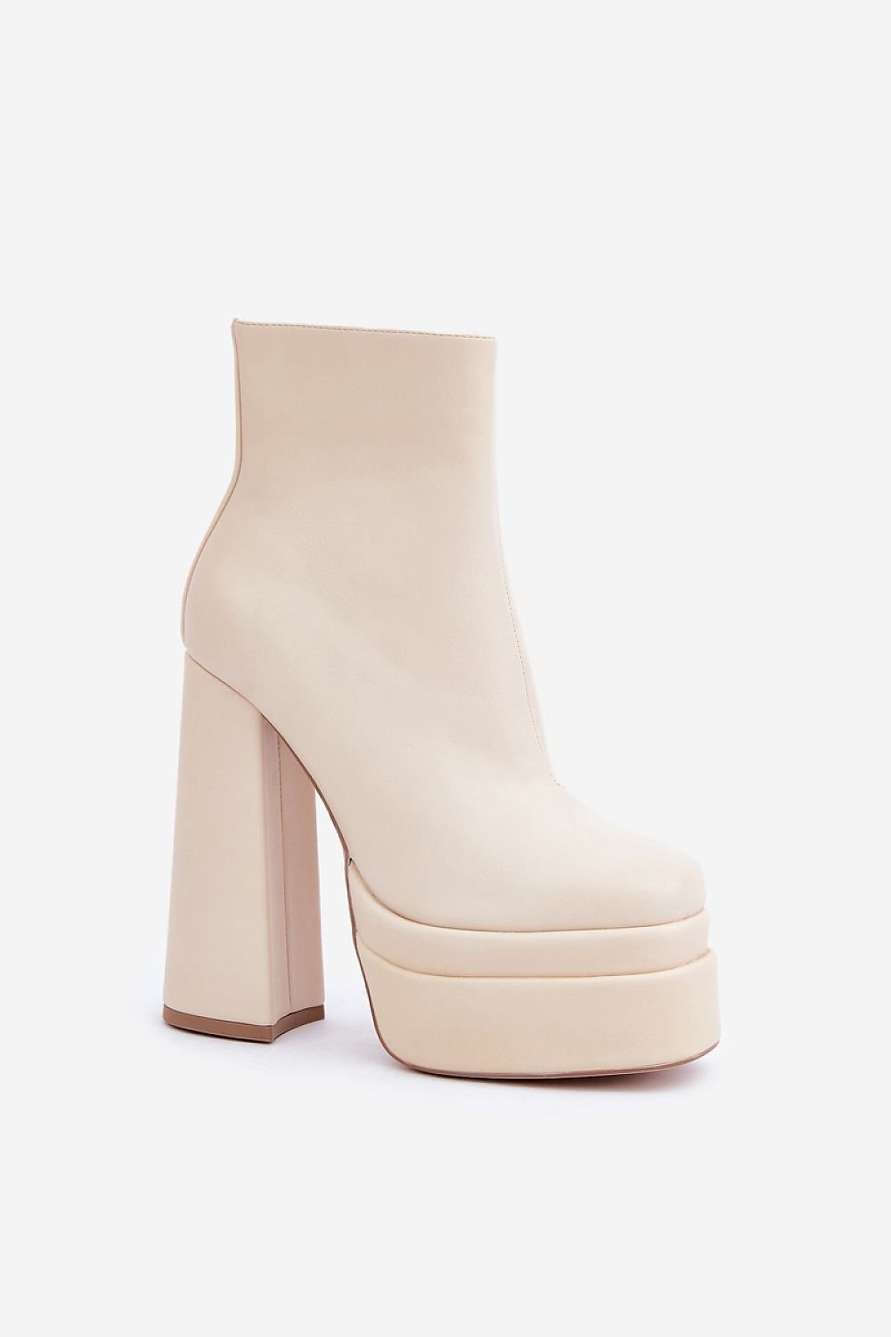 Stiefeletten mit Absatz Step in style