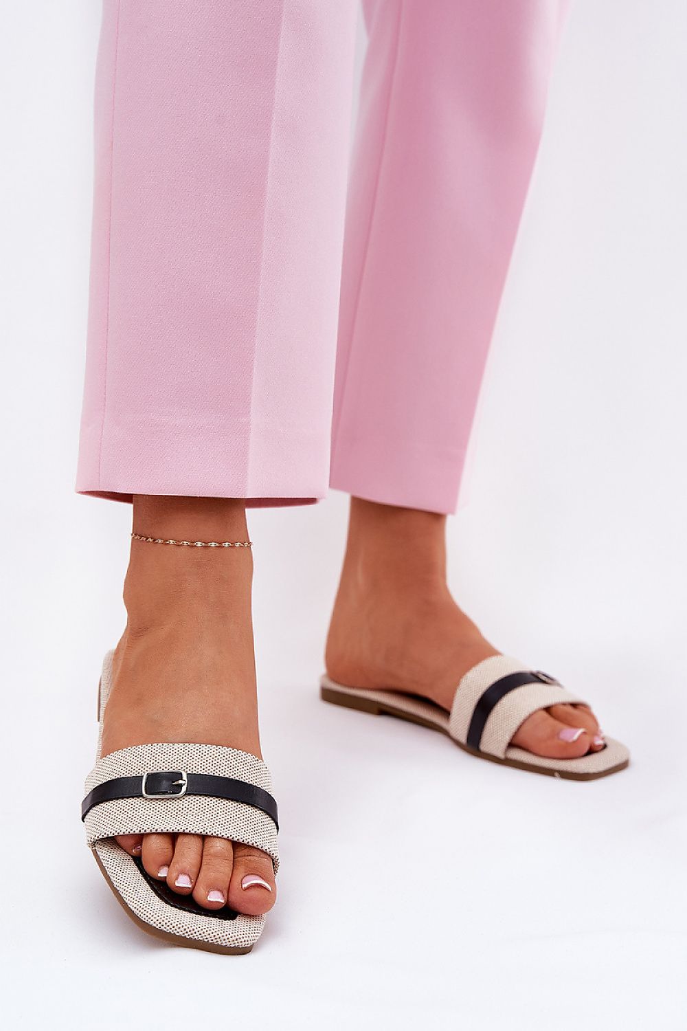  Pantoletten model 211700 Step in style 