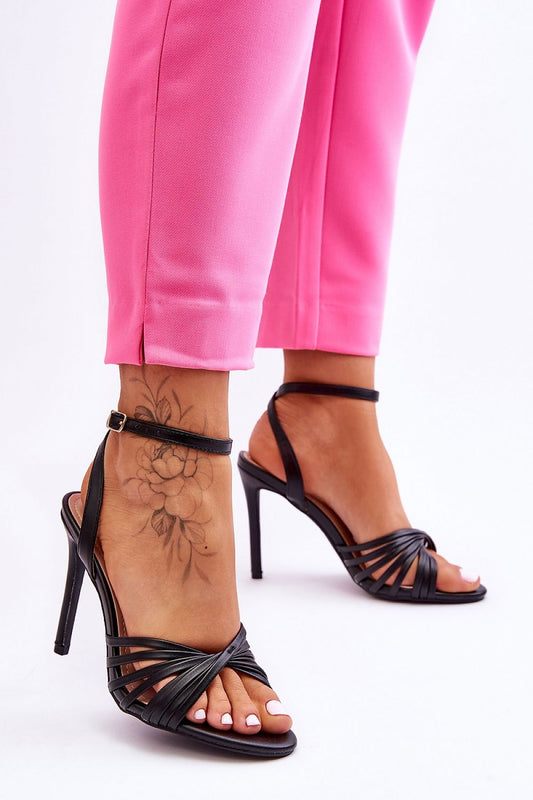 Sandalen mit Absatz Step in style