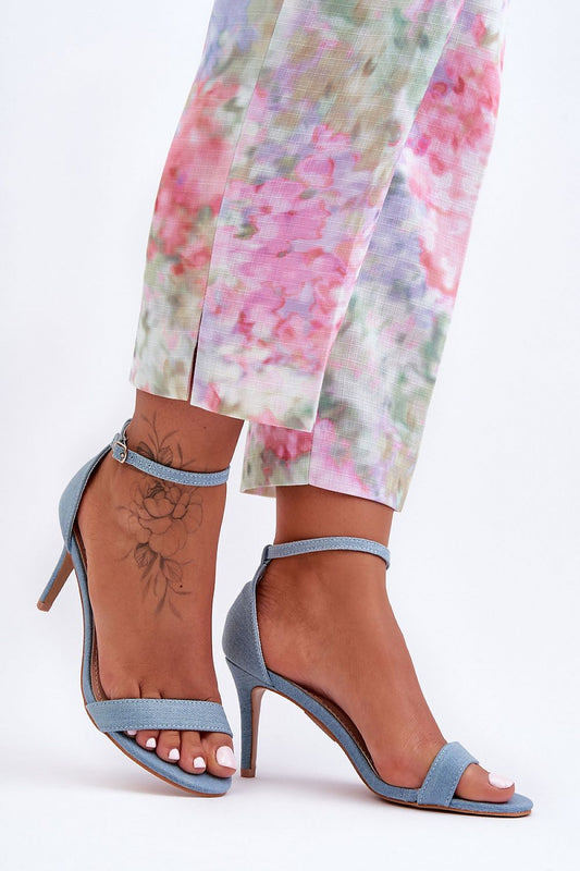 Sandalen mit Absatz Step in style