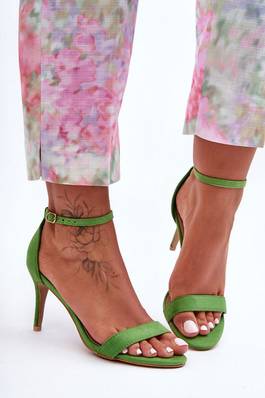 Sandalen mit Absatz Step in style